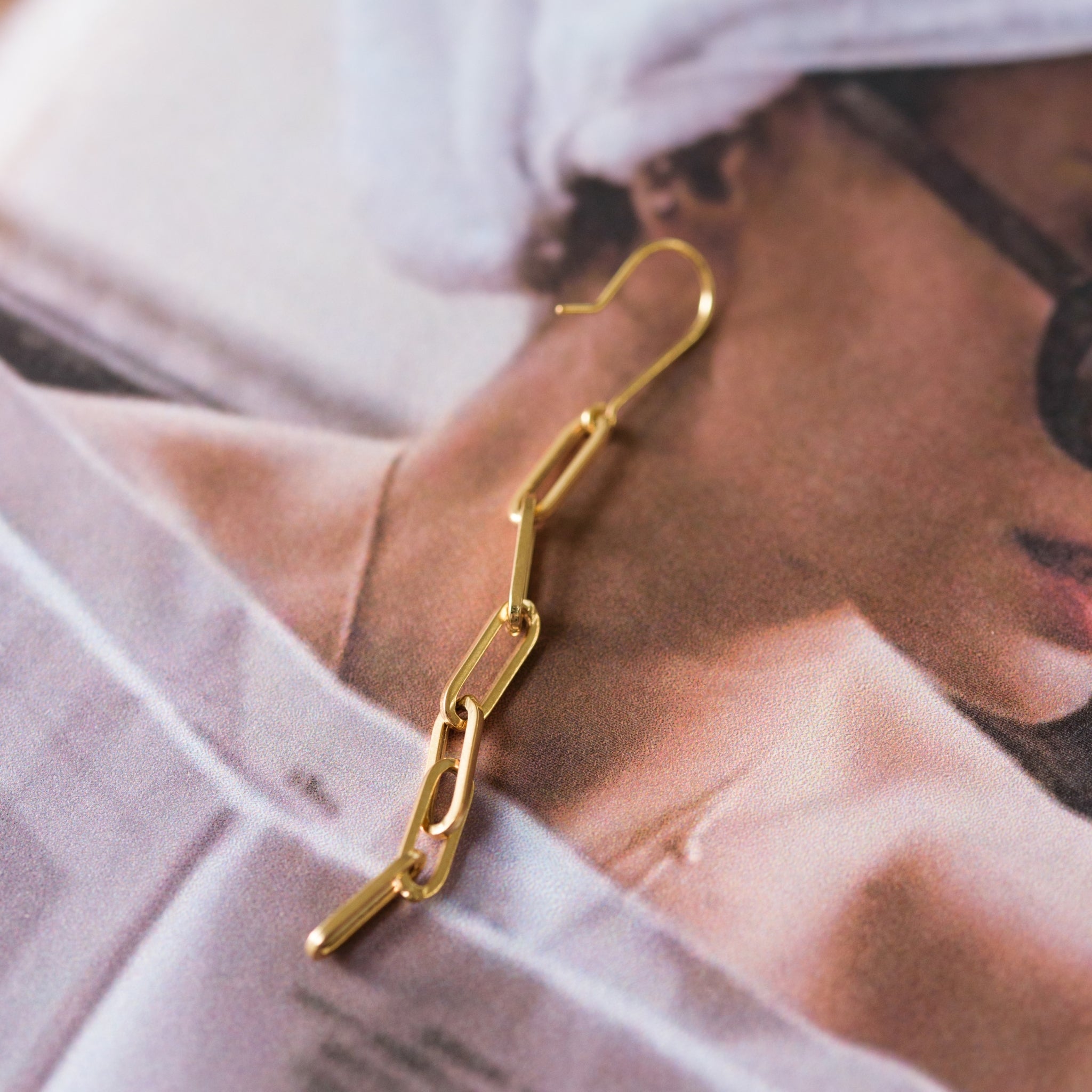 ブロックチェーンピアス