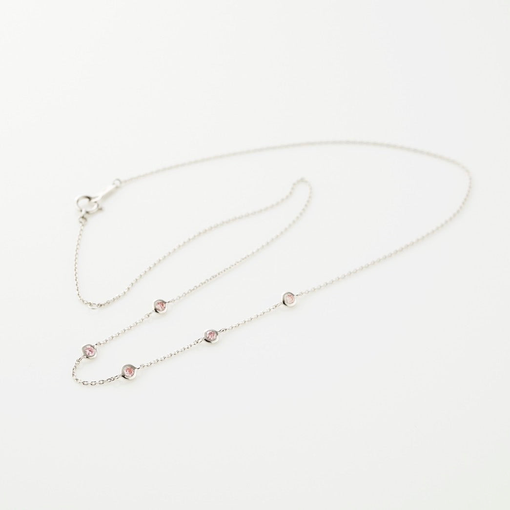 Color Diamond- STATION NACKLACE