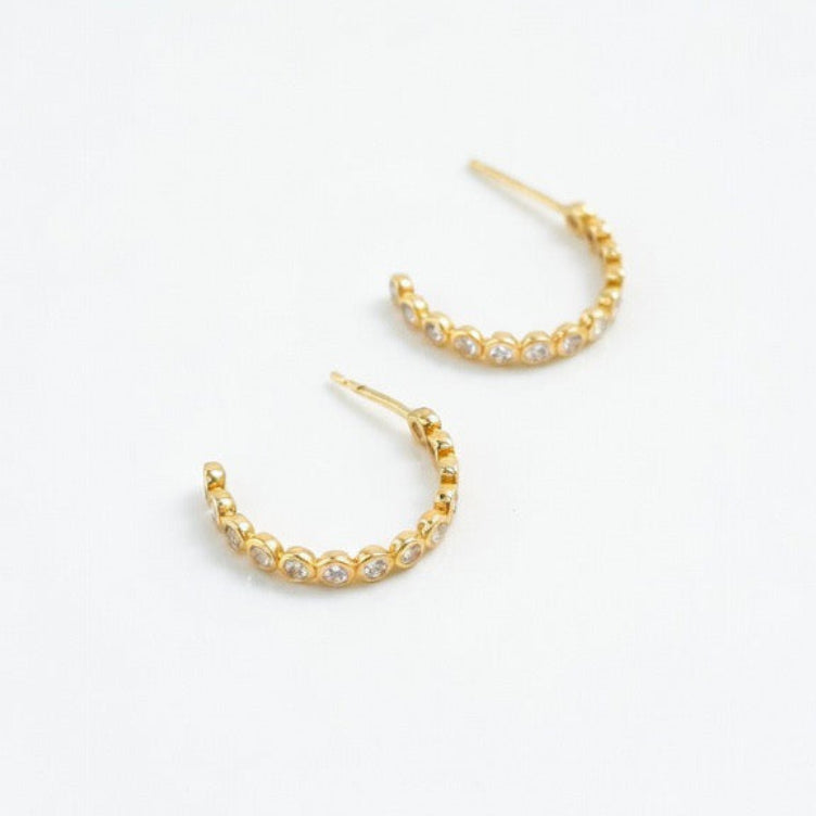 Couronne de Noël (クロンヌ・ド・ノエル)ピアス