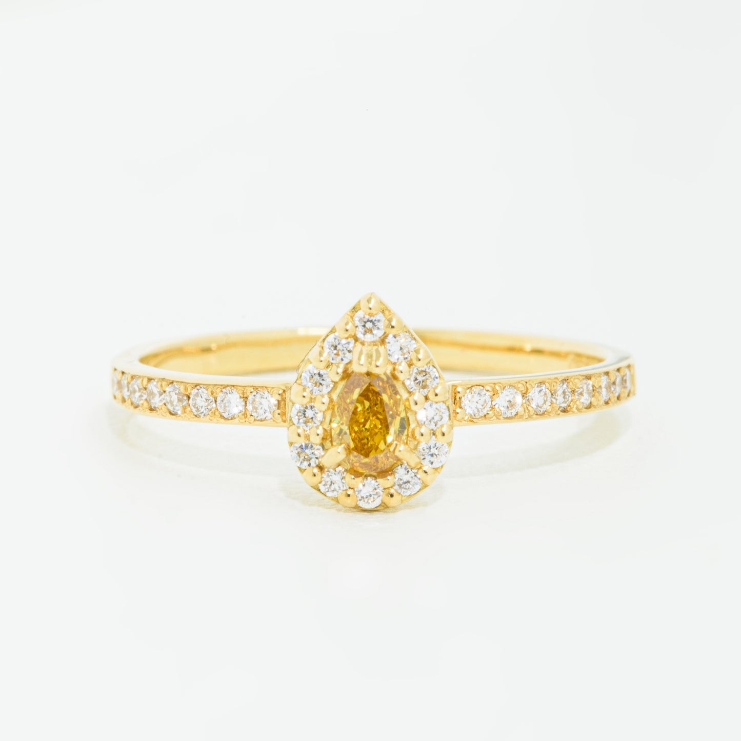 イエローオレンジダイヤモンド「ペアシェイプ」