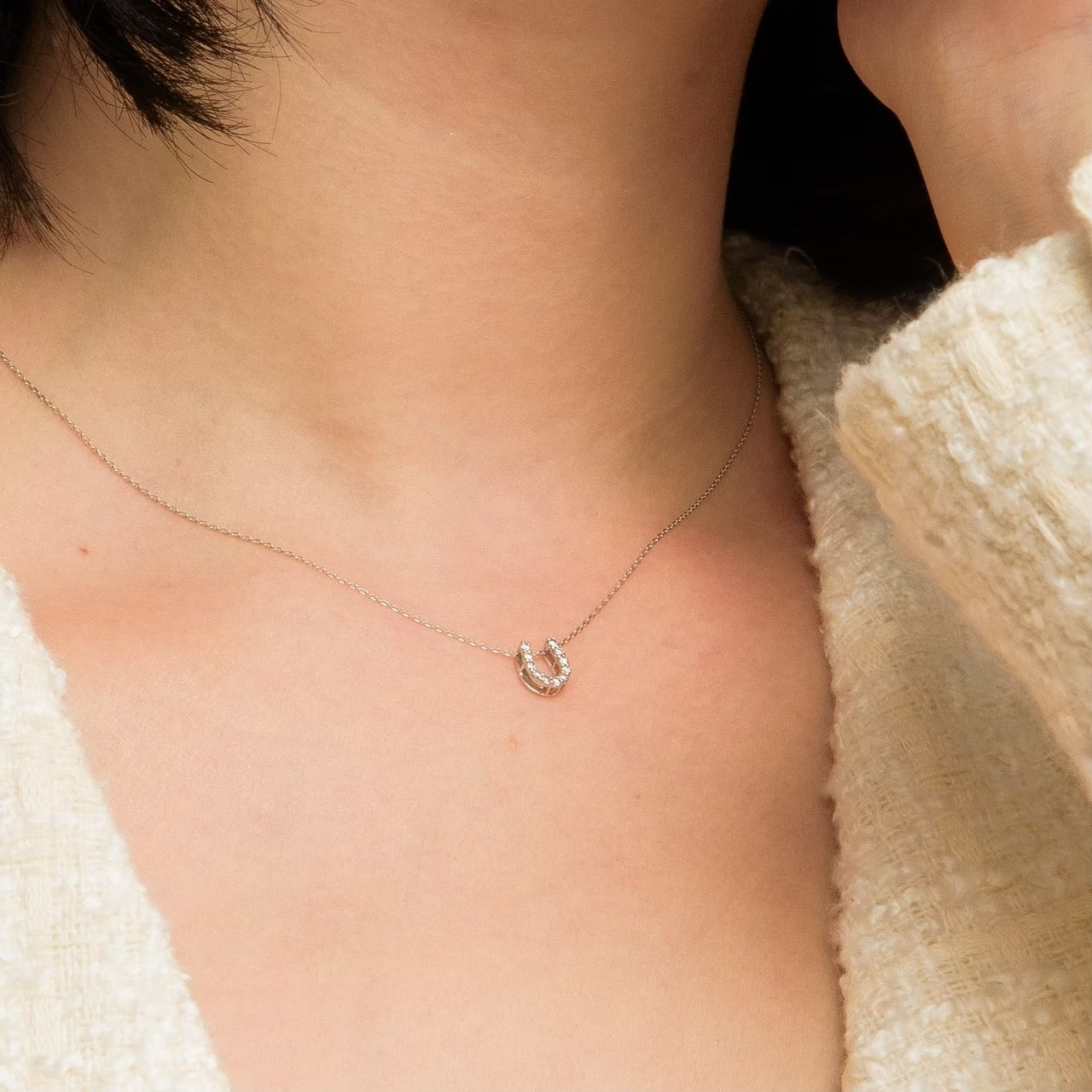 【フルダイヤ】K18YG 馬蹄ネックレス