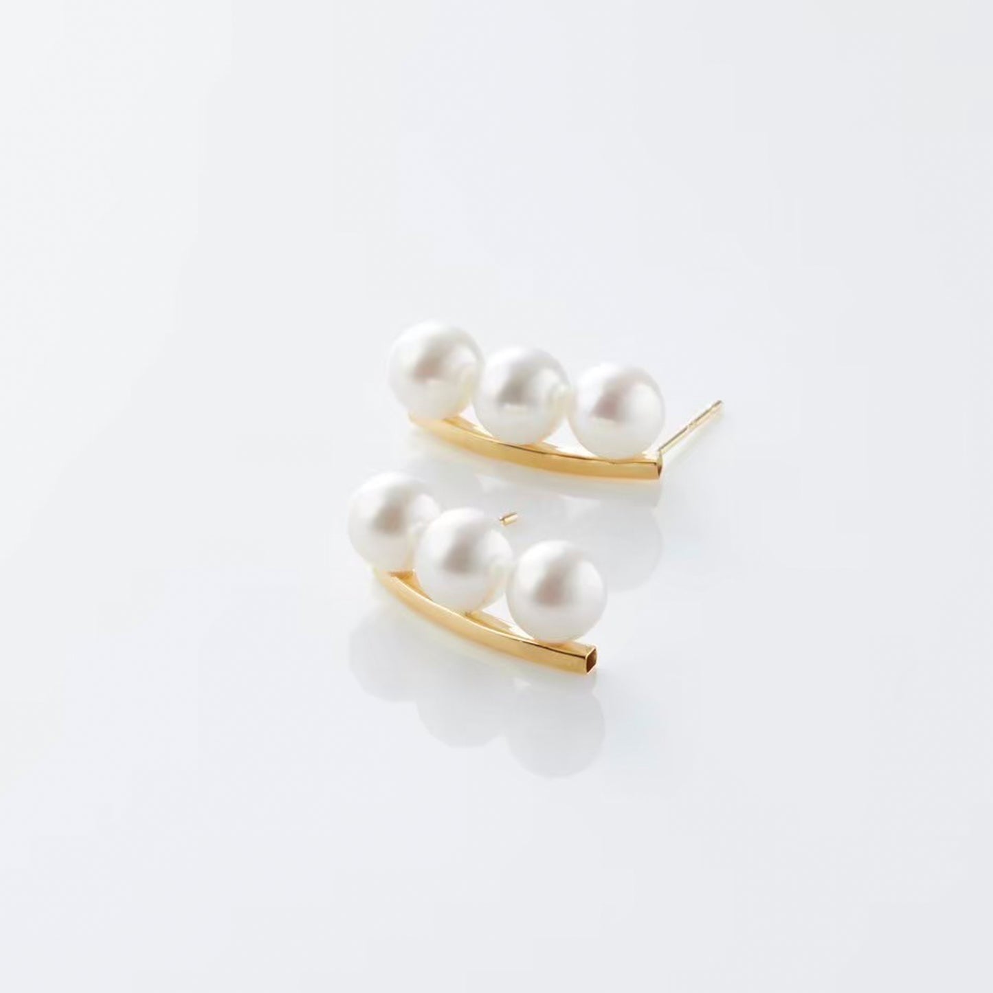 Multi Akoya Pearl Pierce