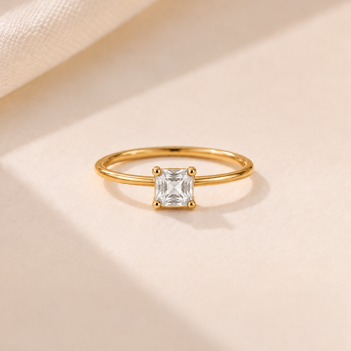 4月 Diamond  Ring
