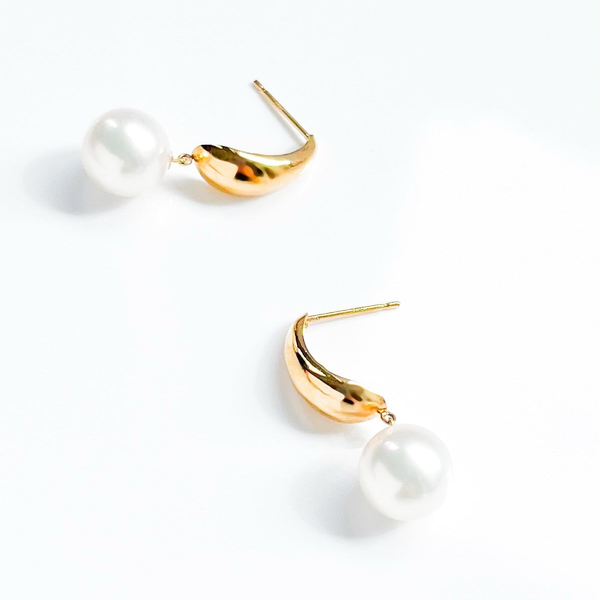 AKOYA PEARL MOONLIGHT EARING
