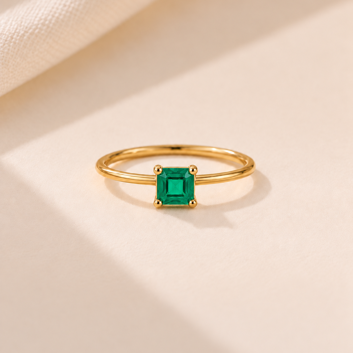 5月  Emerald  Ring