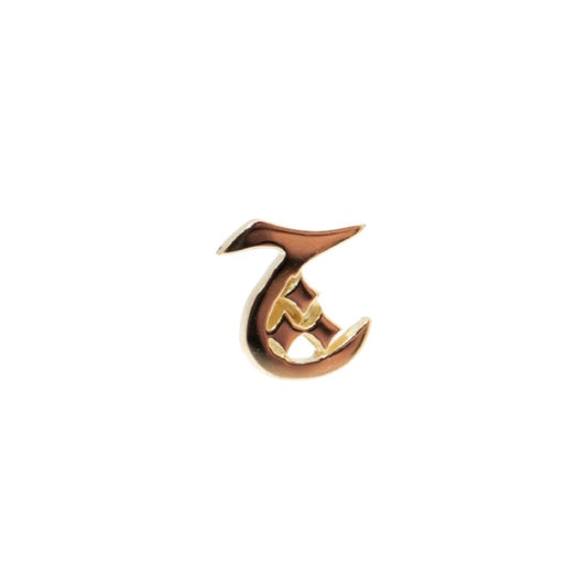 【C】イニシャルピアス