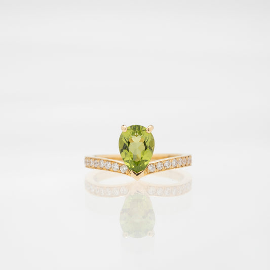 Louis&Lily【ペアシェイプ】プレシャスストーン