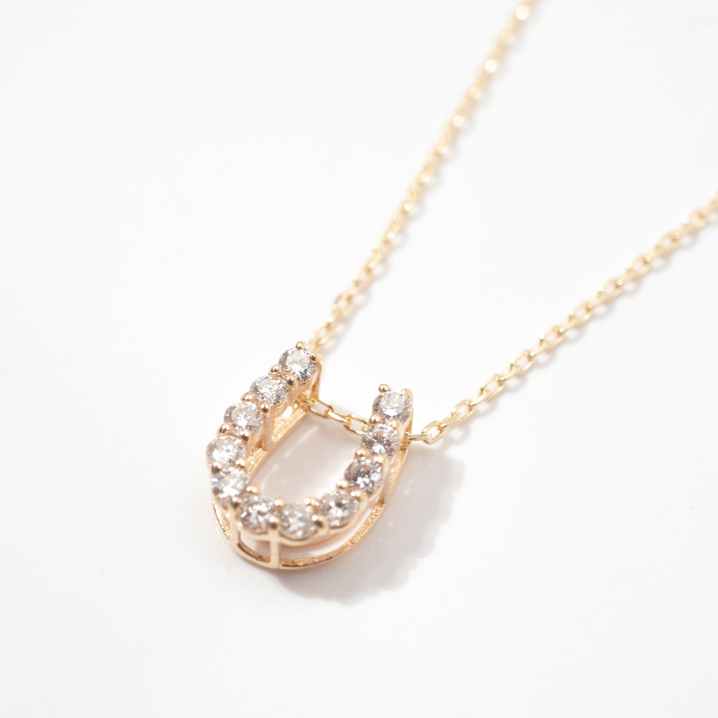 【フルダイヤ】K18YG 馬蹄ネックレス